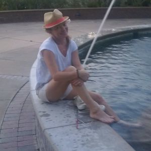 Meet your Posher, Candice