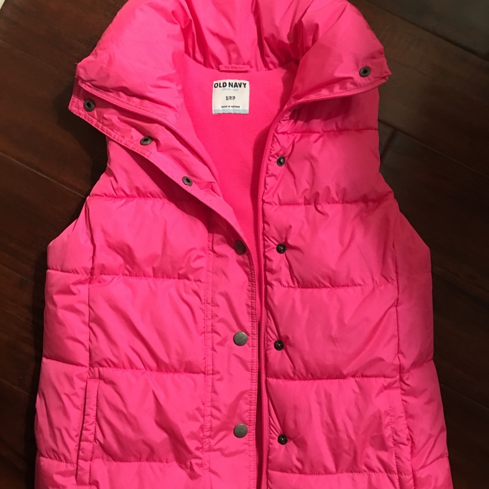 NBW sz Small Old Navy pink puffer vest