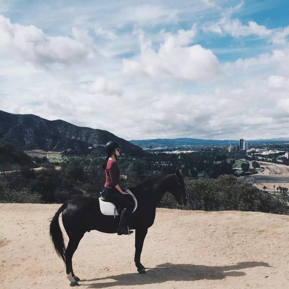 Meet your Posher, Nel - Picture 2 of 3