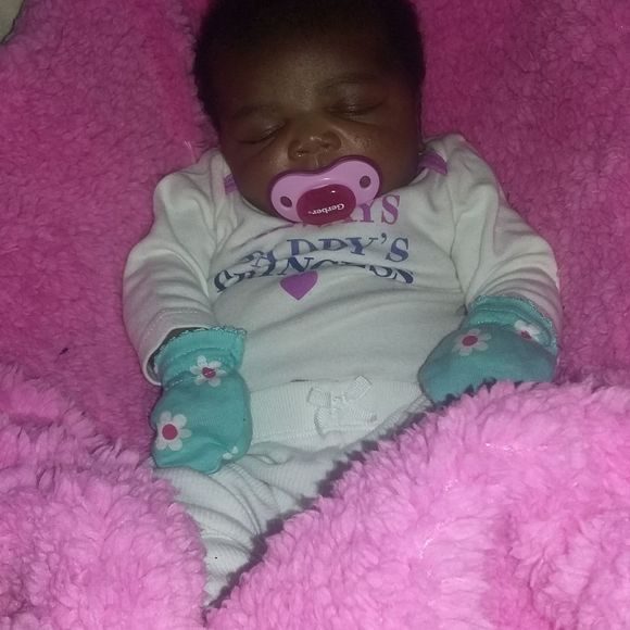 Meet your Posher, Arriael - Picture 1 of 1