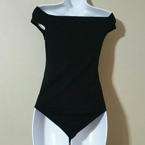 👄NEW! Ain't Sorry Off Shoulder Bodysuit👄 - Picture 8 of 8