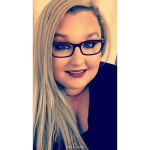 Meet your Posher, Mallarie