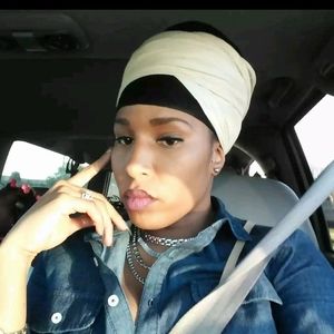 Meet your Posher, Siairra