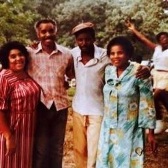 Meet your Posher, Carletta - Picture 1 of 1