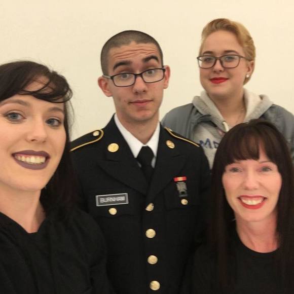 Meet your Posher, Autumn - Picture 1 of 1