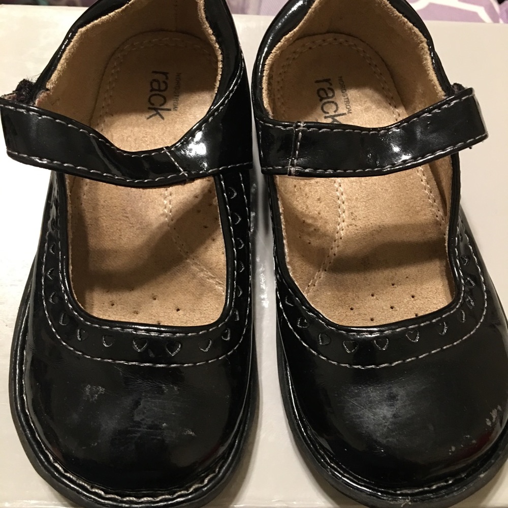 Nordstrom rack patent leather maryjanes size6