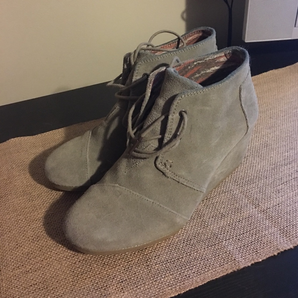 Toms booties