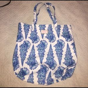 Lilly Pulitzer for Eestee Lauder tote