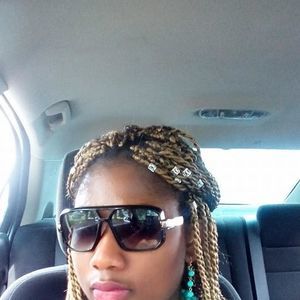 Meet your Posher, Joyce