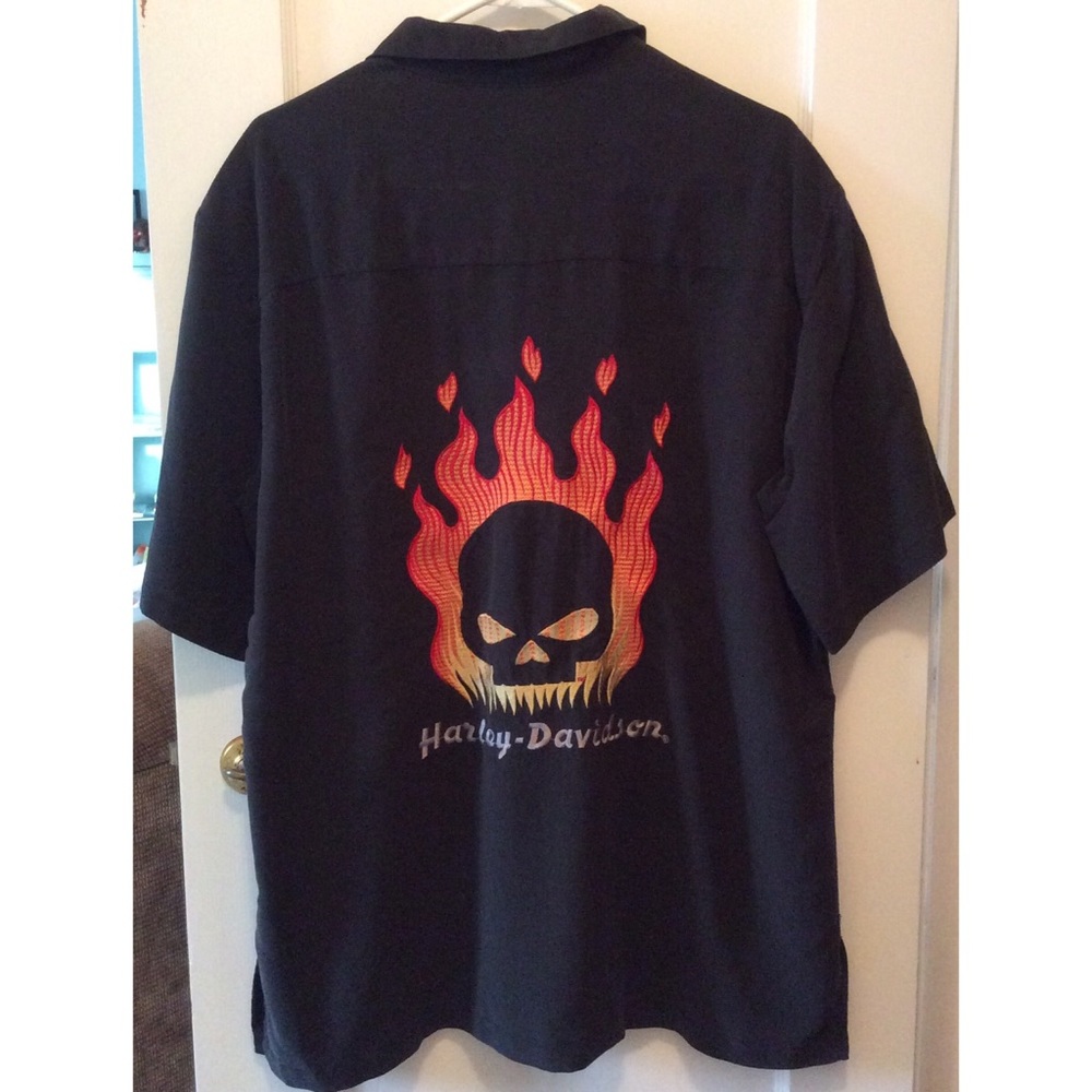 Gone 4/17🌺Harley-Davidson Skull Shirt