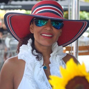 Meet your Posher, Nirva