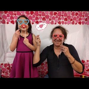 Meet your Posher, Antonia