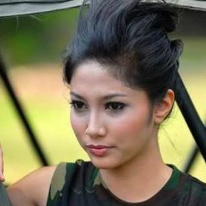 Meet your Posher, Jessica