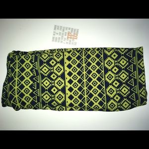 Lime and Navy LuLaRoe TC