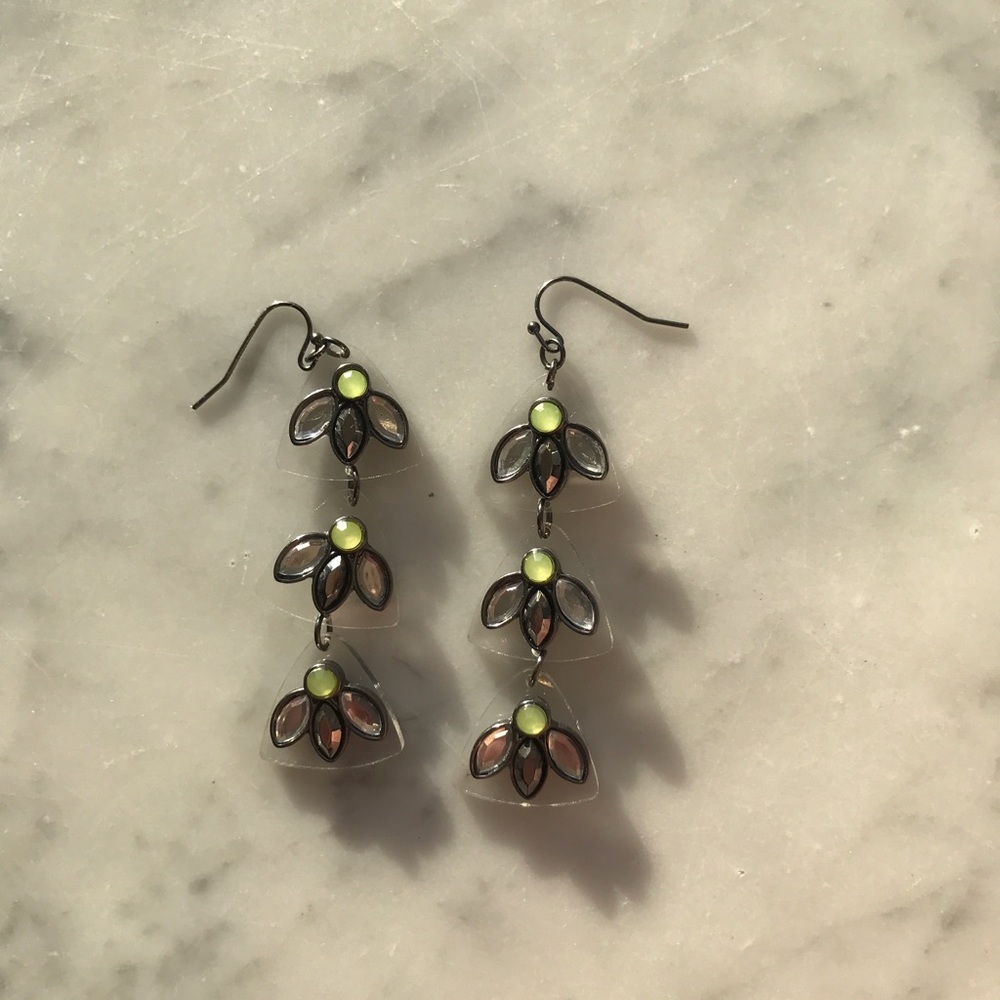Bauble Bar lucite floral drop earrings