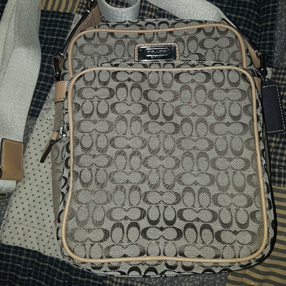 Coach cross body purse handbag