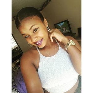 Meet your Posher, Ashlee