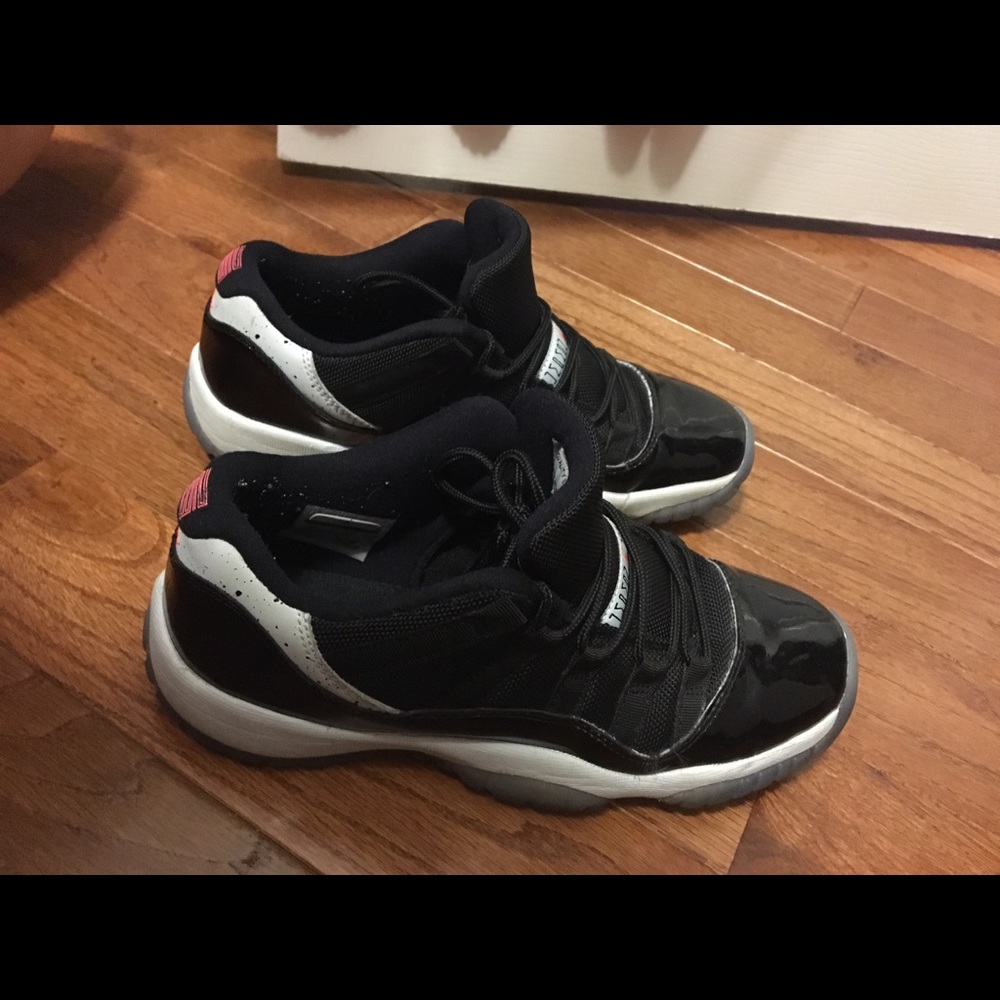 Jordan 11s - Picture 4 of 4