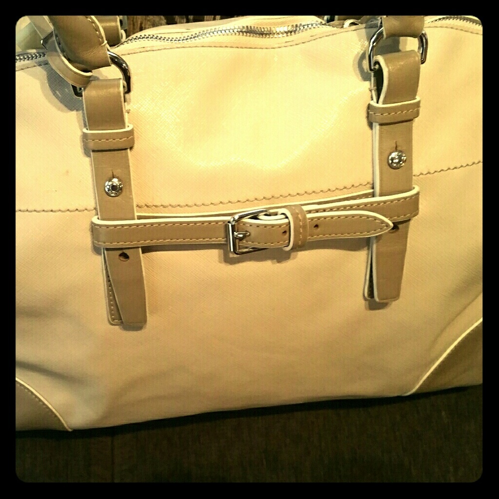 Tumi Villa Nivelle Business Case: inside detail! S