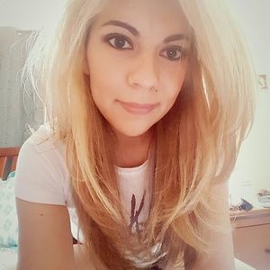 Meet your Posher, Dana