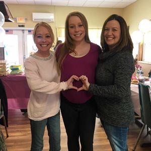 Meet your Posher, Leslie