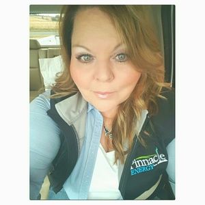 Meet your Posher, Casandra