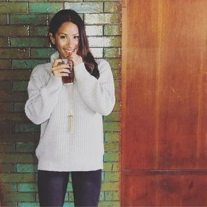 Meet your Posher, Carla