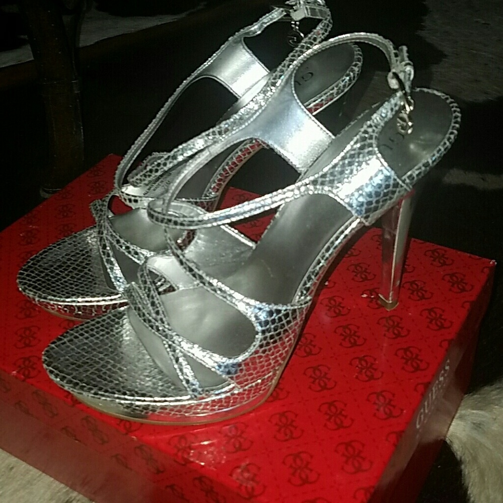 Heels - Picture 2 of 5