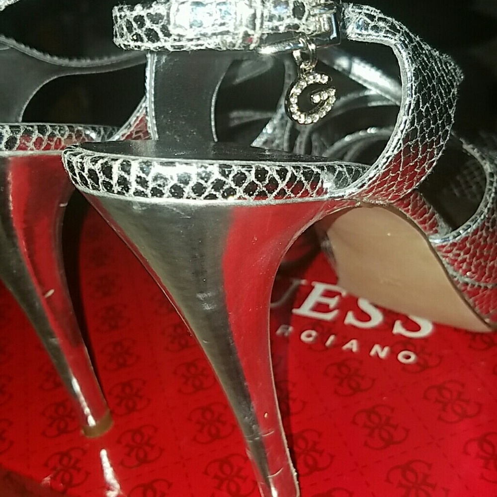 Heels - Picture 3 of 5