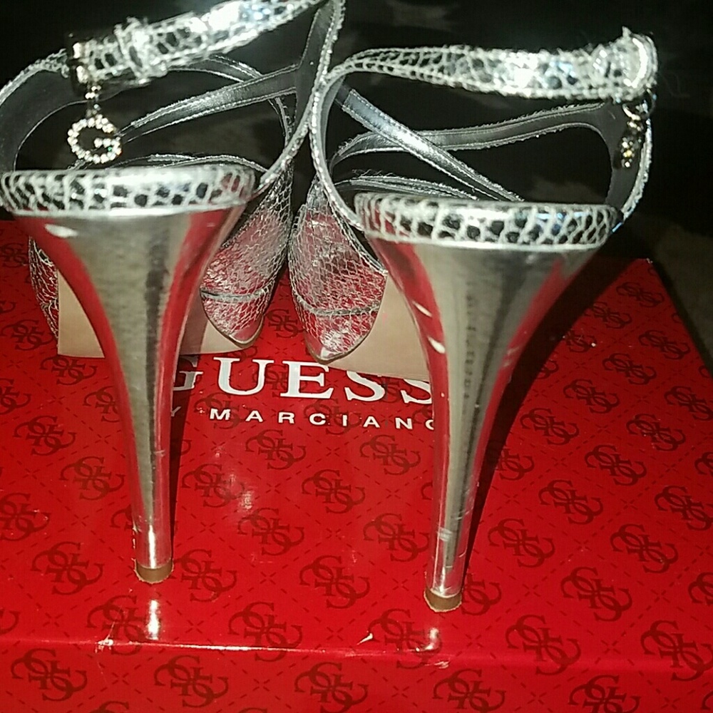 Heels - Picture 4 of 5