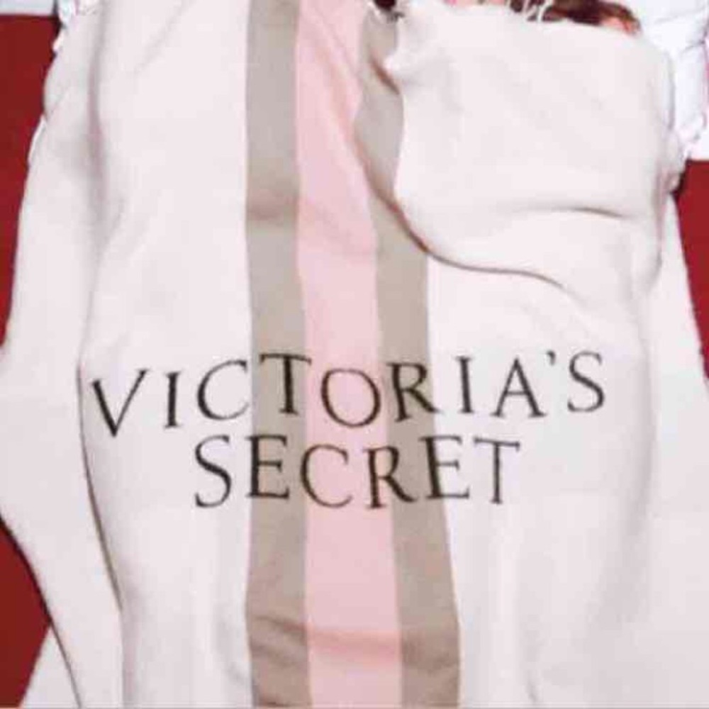 Victoria secret blanket