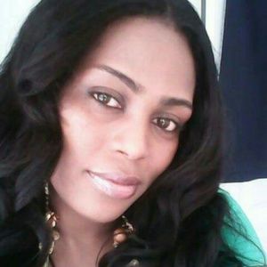 Meet your Posher, Deanna