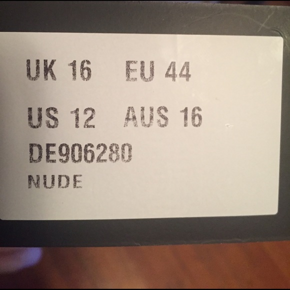 Pink dress - Picture 4 of 4