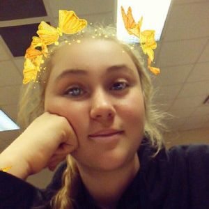 Meet your Posher, Meagan