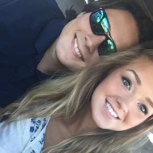 Meet your Posher, Ashleigh