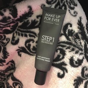 Makeup forever base matifiante primer