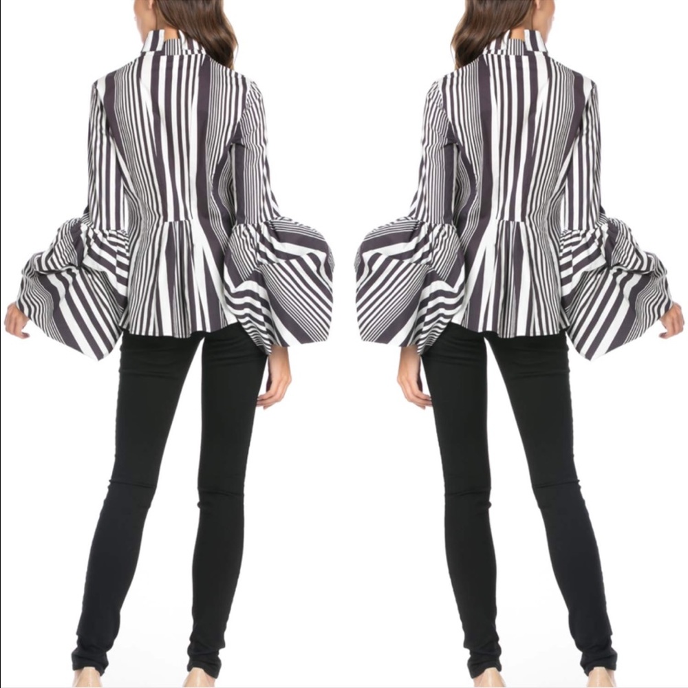 Black n white puff sleeve top