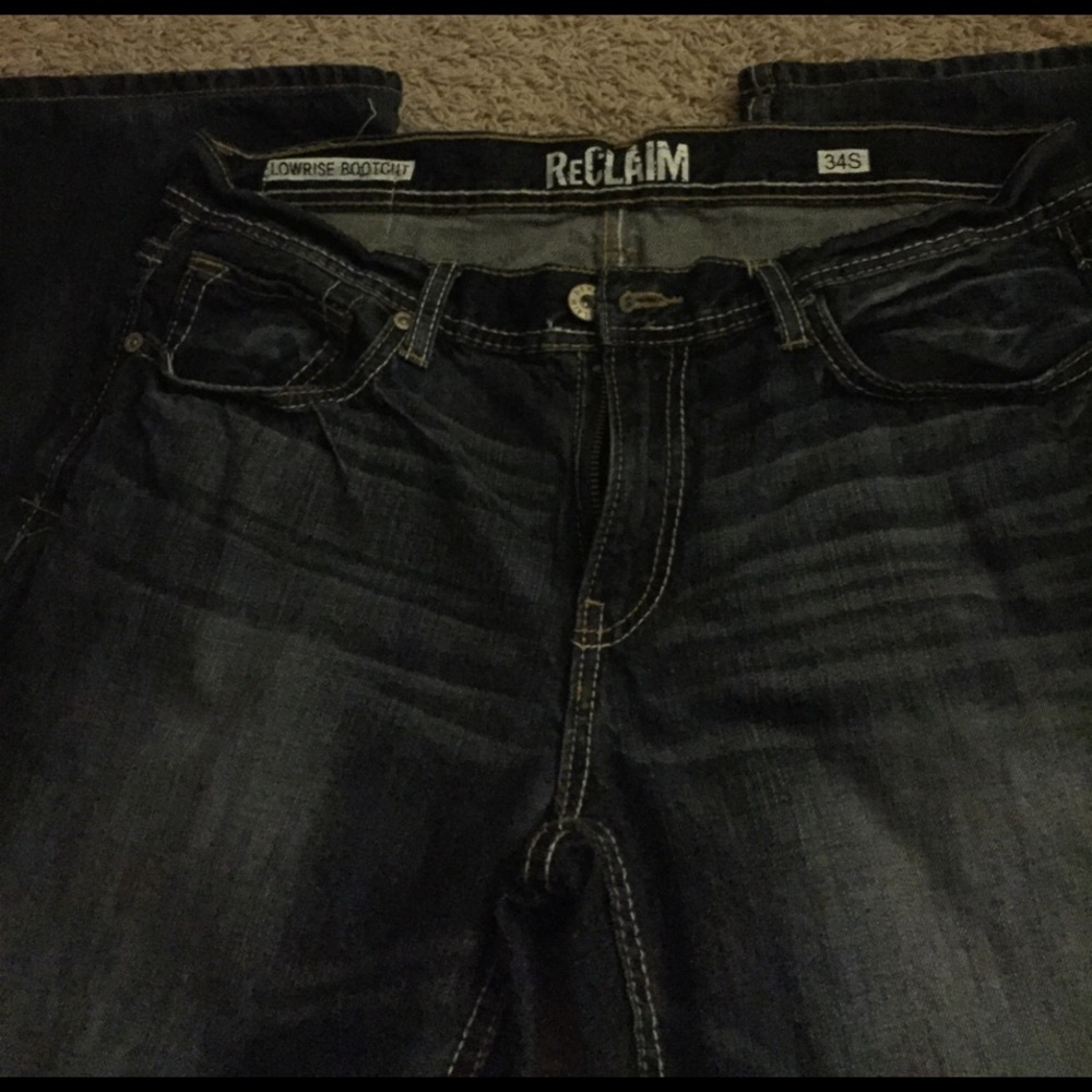 Buckle Jeans