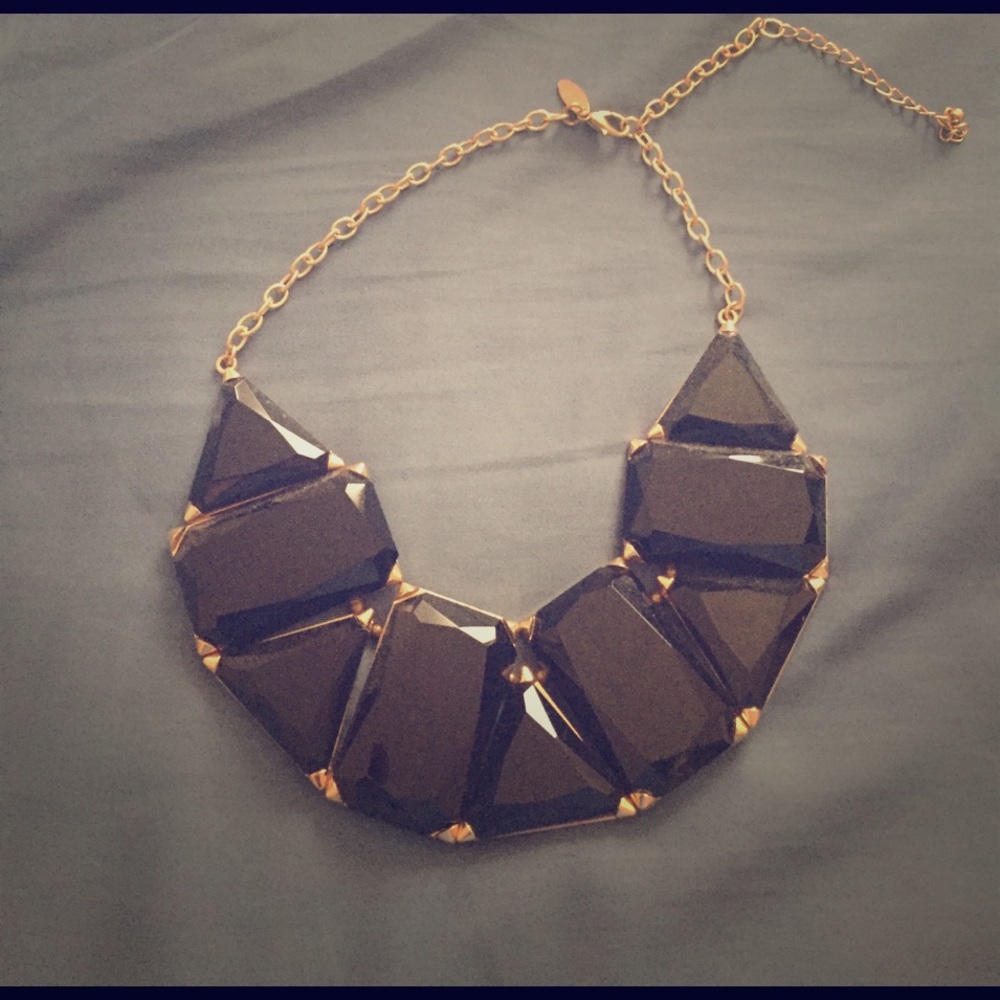 Statement necklace