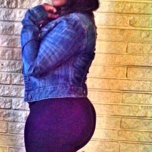 Meet your Posher, Denise