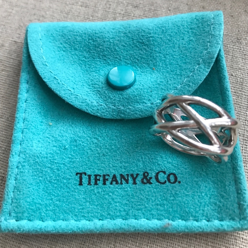 Tiffany & Co. Celtic Knot ring size 7