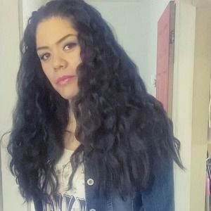 Meet your Posher, Daniela