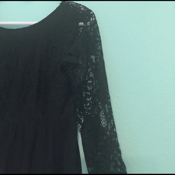 Forever 21 black dress with lace details small - Picture 2 of 3