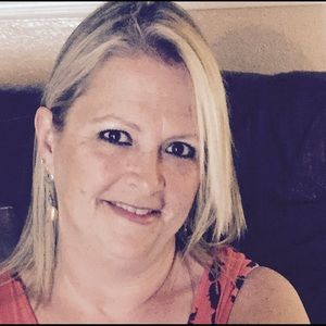 Meet your Posher, Sandy