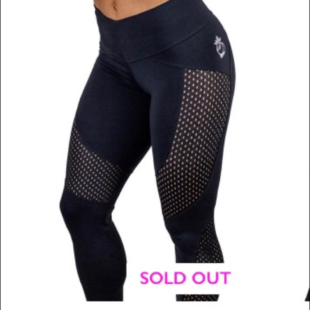 Booty Queen Laser Cut Double black legging