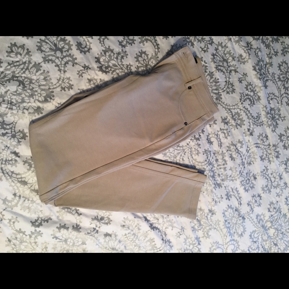 Khaki jeggings NWOT