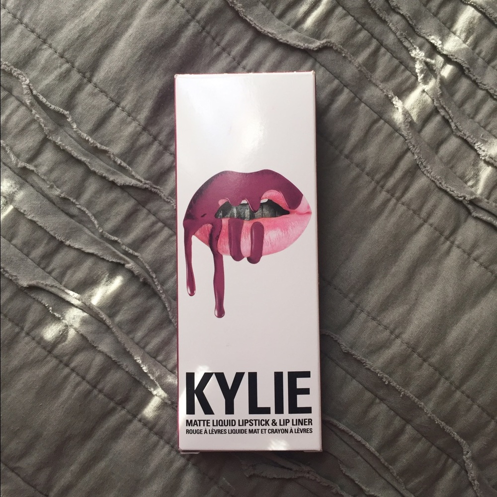 Kylie matte liquid lipstick SPICE