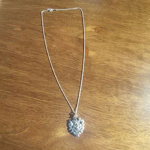 NWOT Tiffany's Paloma Picasso Olive Leaf Pendant