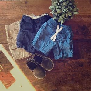 Boys shorts lot, 12-18m Gap