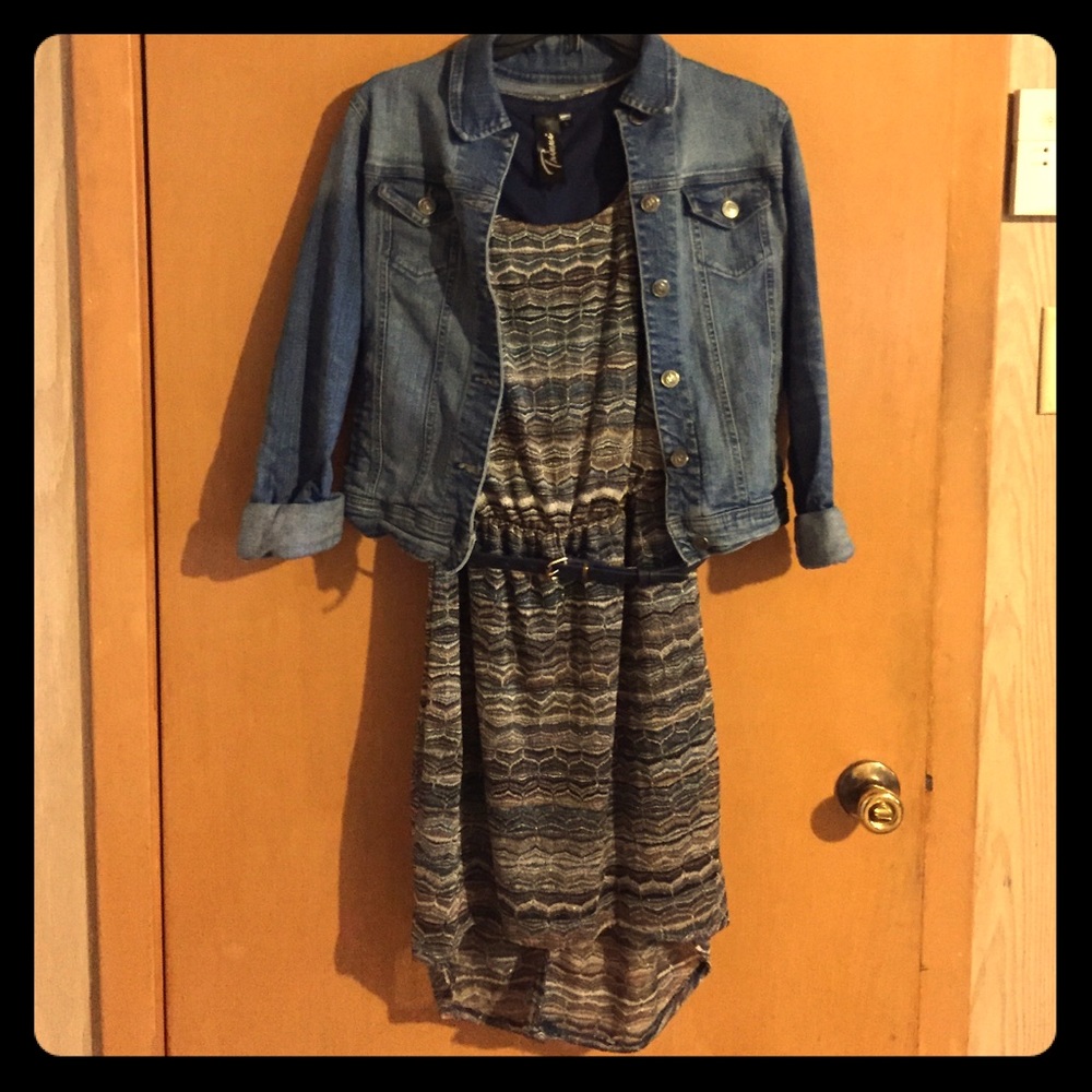 Trixxi dress Sz L with belt.